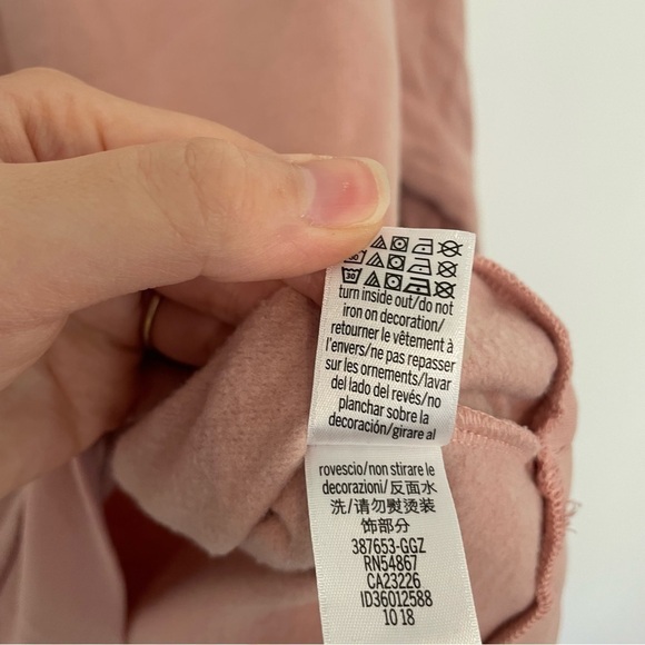 VICTORIA SPORT VICTORIA'S SECRET Blush Light Pink Spellout Crewneck Sweatshirt - Picture 8 of 12